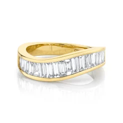 Store BAGUETTE DIAMOND WAVE RING Stacking