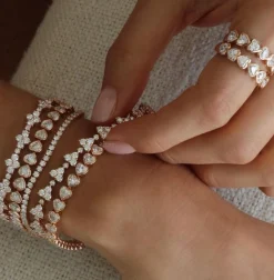 Shop BEZELED HEART DIAMOND TENNIS BRACELET Diamond Link