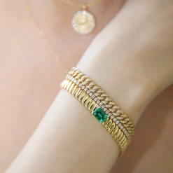 Hot ZOE BRACELET WITH EMERALD CENTER 1.44 One Of A Kind